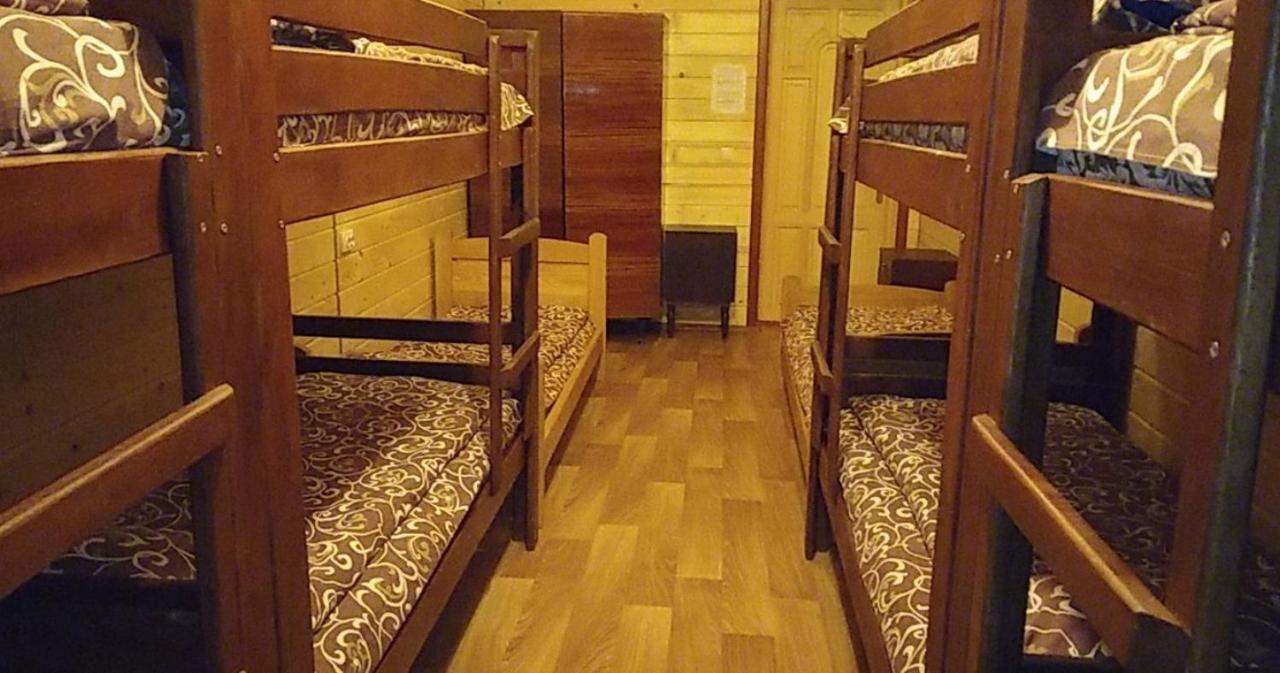 Дім з видом на гори. Виженка Екстер'єр фото